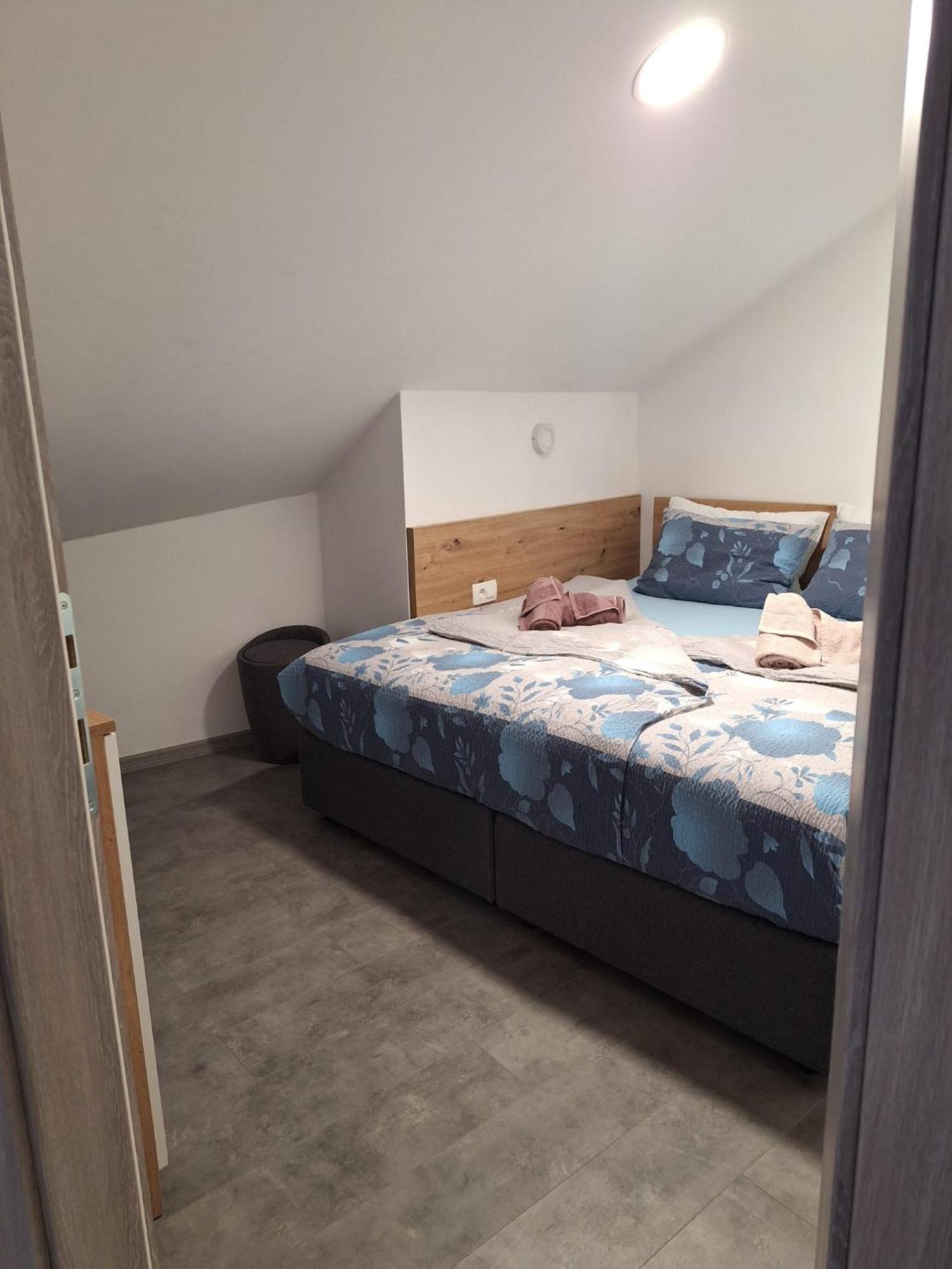 Apartmani Venecia Prozor Exterior photo